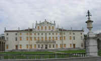 11 Villa Mamini.jpg (74851 byte)